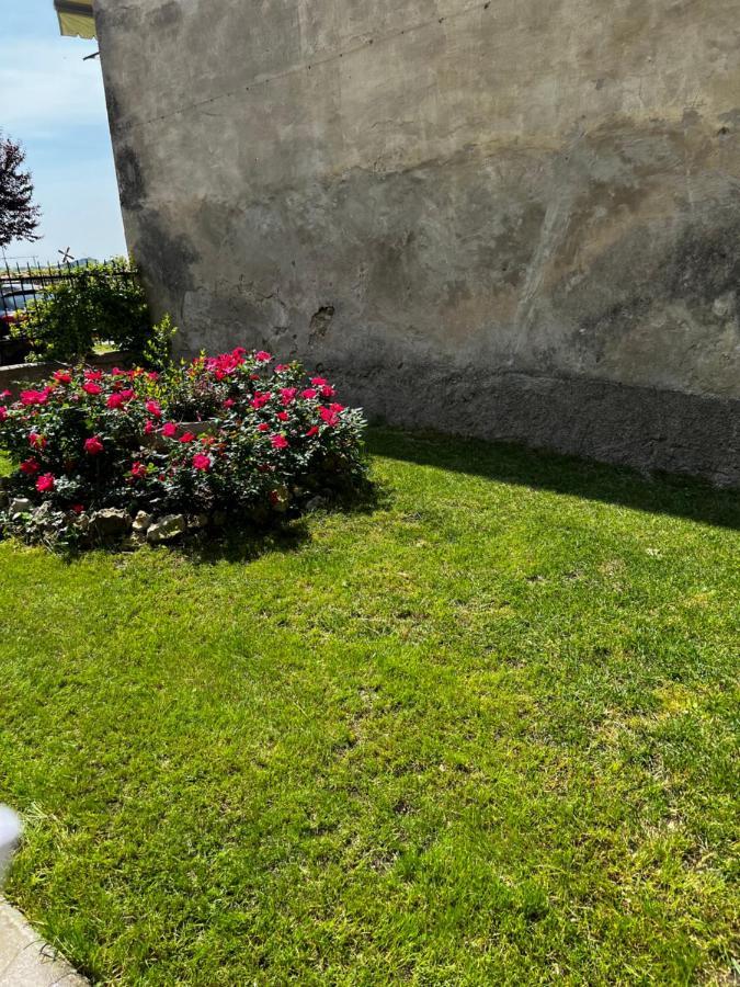 فيلا Casale Storico Enzo كاستلْنْيوفو ديل غارد المظهر الخارجي الصورة